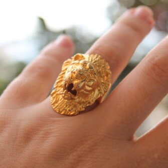 Reino Dorado – Anillo de León en Bronce con Baño de Oro 24K